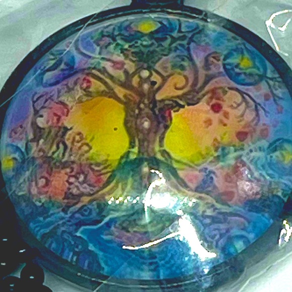 Jewelry - Round Universal Tree of Life w Chakras Dreamscape